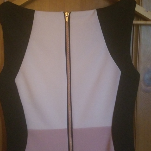 New! Dress - Picture 5 of 6